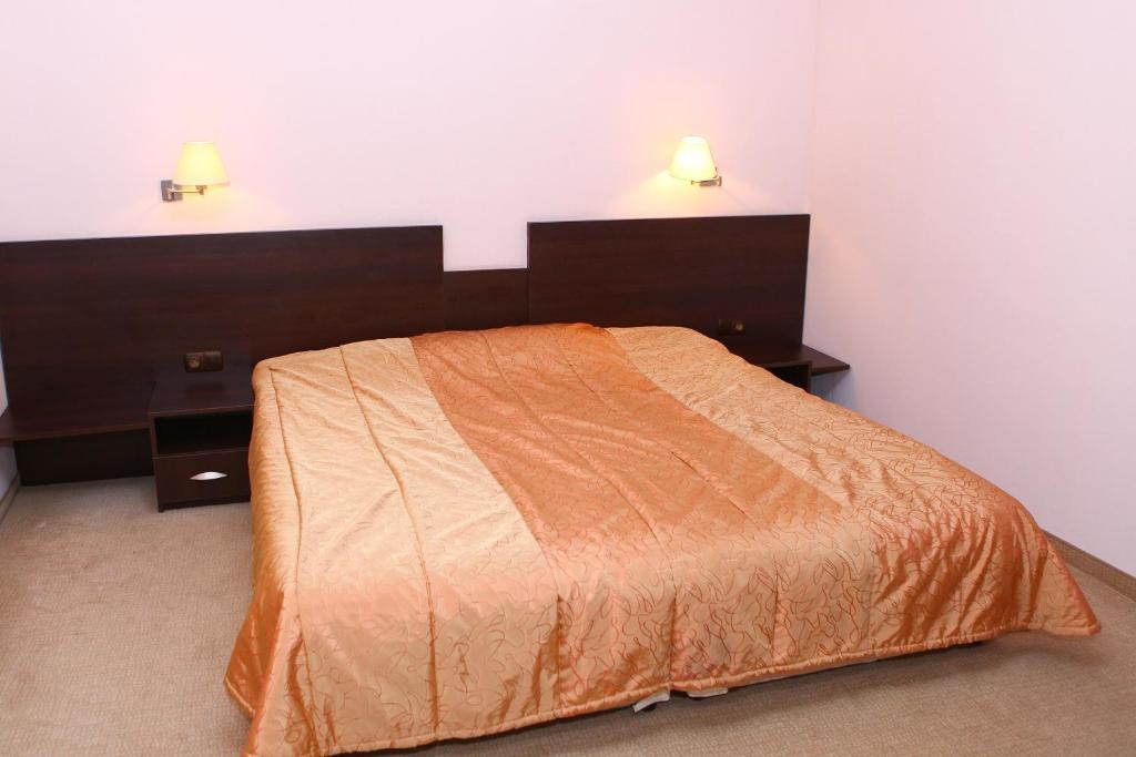 Hotel Finix Sandanski Oda fotoğraf