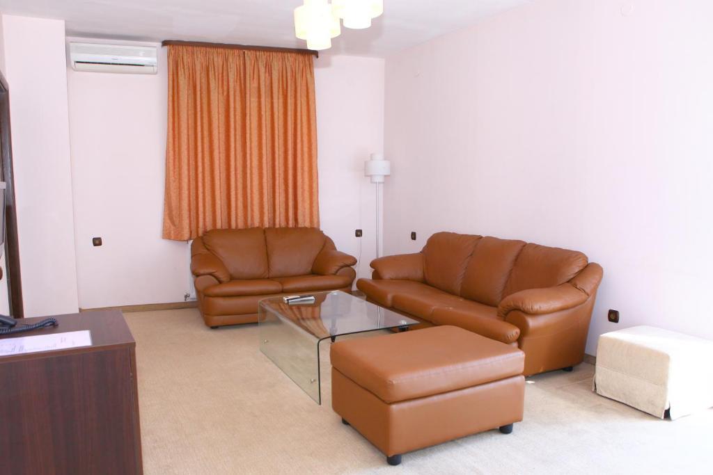 Hotel Finix Sandanski Oda fotoğraf