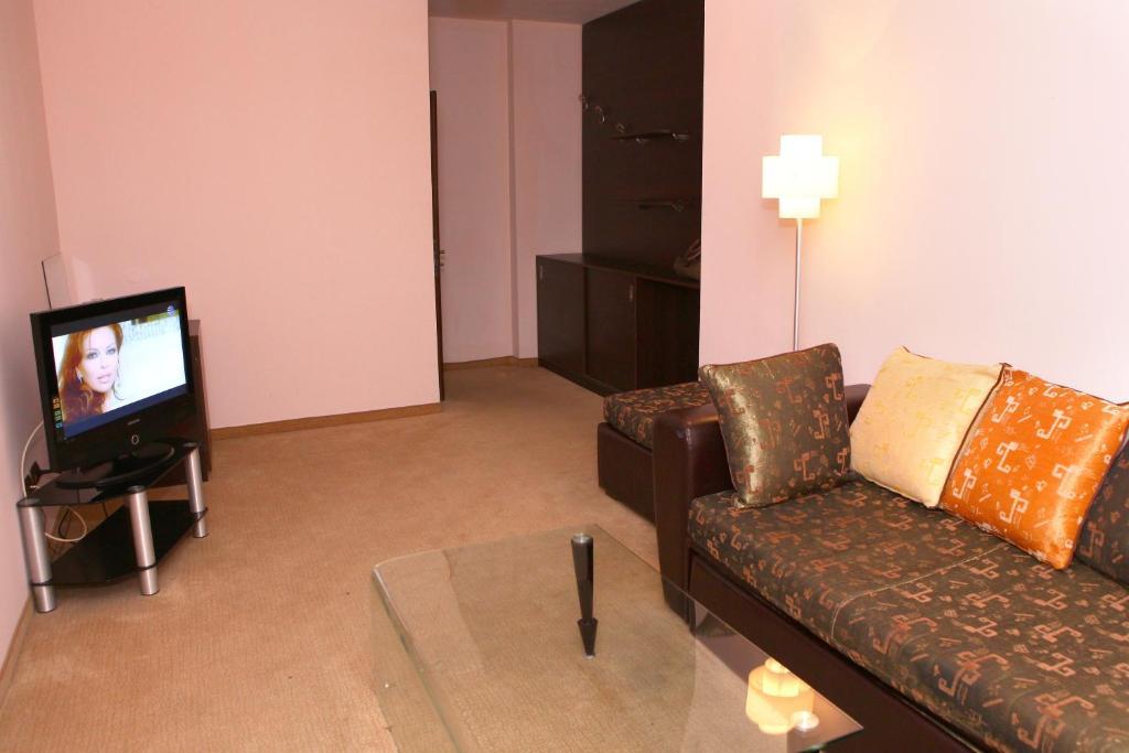 Hotel Finix Sandanski Oda fotoğraf