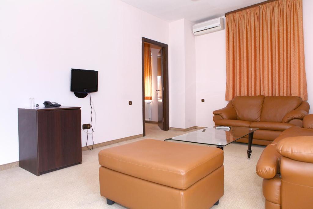 Hotel Finix Sandanski Oda fotoğraf
